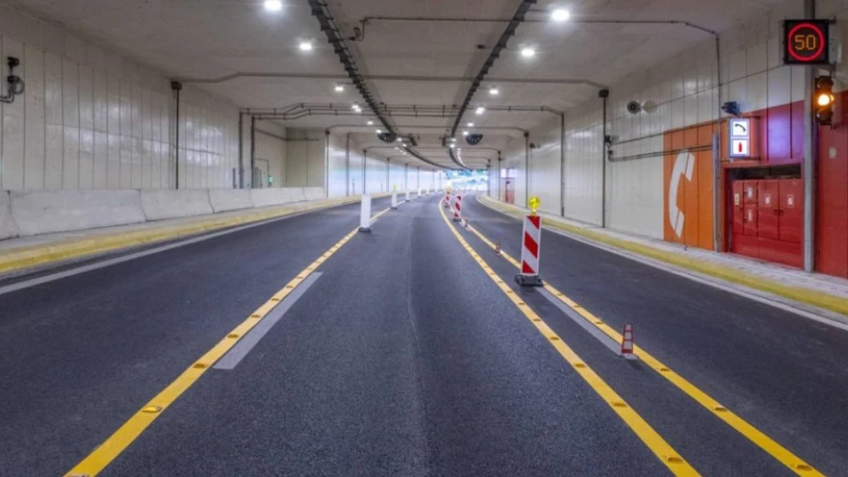 Затварят едната тръба на тунел „Големо Бучино“ на магистрала „Струма“