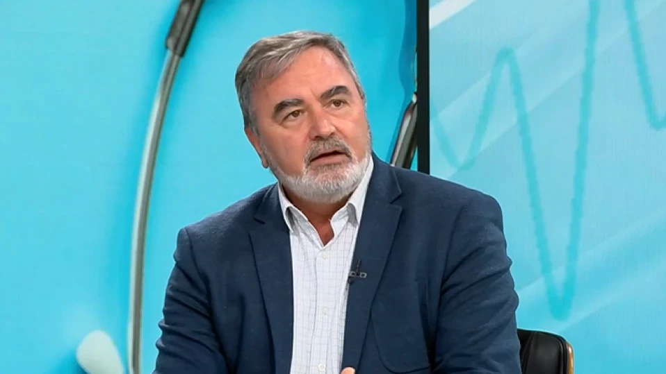 Доц. Ангел Кунчев: 60-65% от хората, които отиват при личните си лекари в момента, са с коронавирус