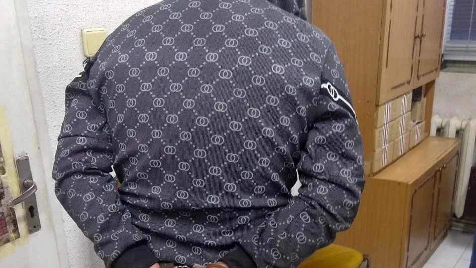 Полицаи дебнели всяка стъпка на банкови обирджии