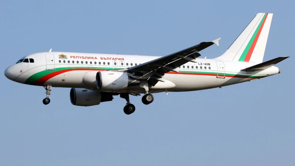 Екип на Държавния авиационен оператор е в готовност да евакуира българите в Ливан