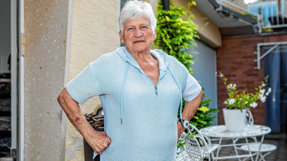 Пенсионерка лови телефонни измамници, някои вече са в затвора