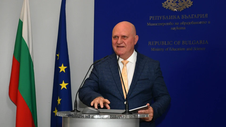 Учителите са в основата на успеха и благоденствието на всяко едно общество, заяви министър Галин Цоков