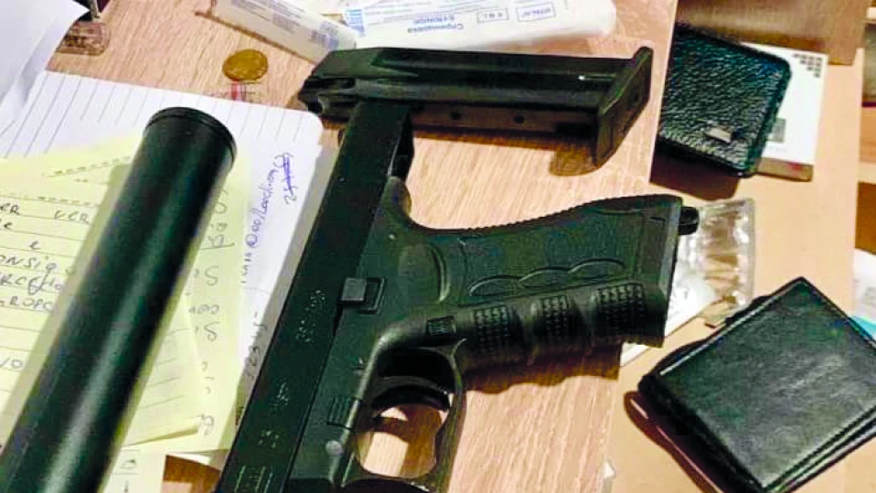 Арестуваха нашенец - мутра от банда в Амстердам (обзор)