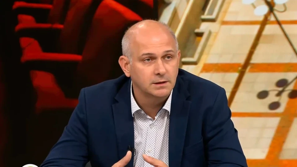 Има дефекти в самата система на финансиране, разкри шефът на Народния театър
