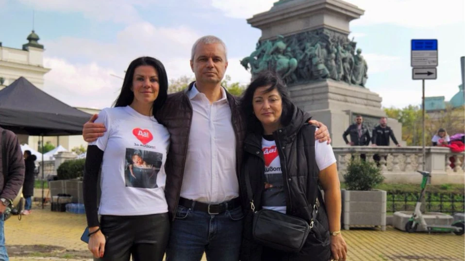 Костадин Костадинов беше награден от Фондация “Искам бебе” на събитие провело се вчера