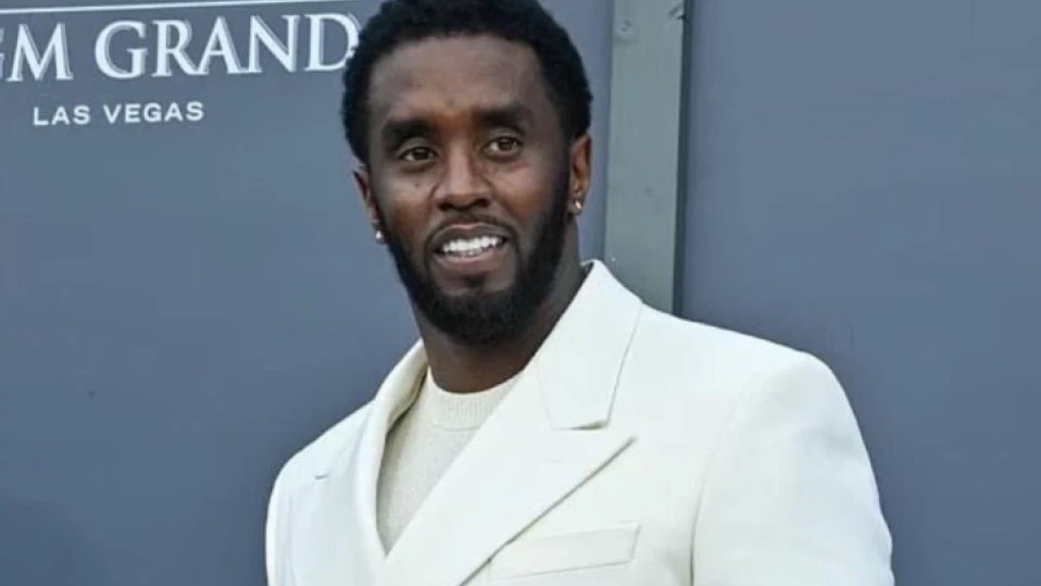 Нови обвинения срещу Пъф Деди: Малтретирал сексуално 16-годишно момче