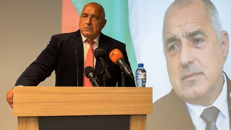 Лидерът на ГЕРБ Бойко Борисов от Бургас: ГЕРБ няма да вдига данъци