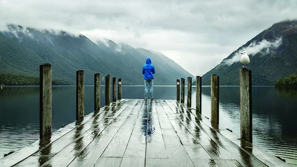 Съвет на кардиолога: Не се изтощавайте в дъждове и магнитни бури