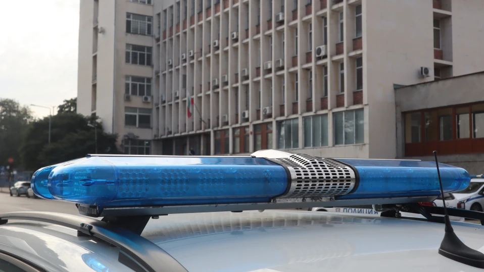 Задържаха мъж и жена за разпространение на наркотици край видински училища