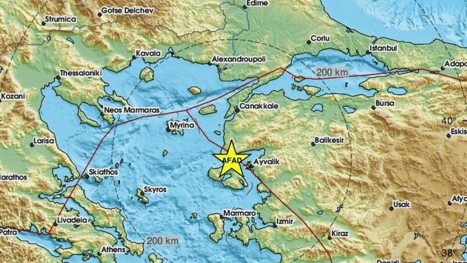 CNN Türk: Плашещо земетресение в Чанаккале!