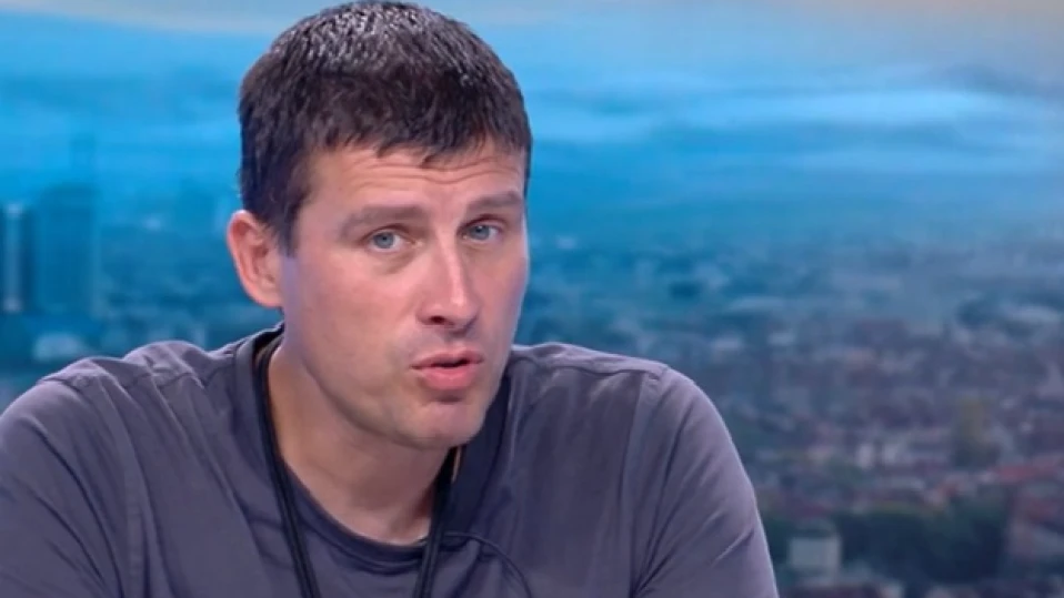 Ивелин Михайлов: Протоколите са нагласени от "Информационно обслужване"