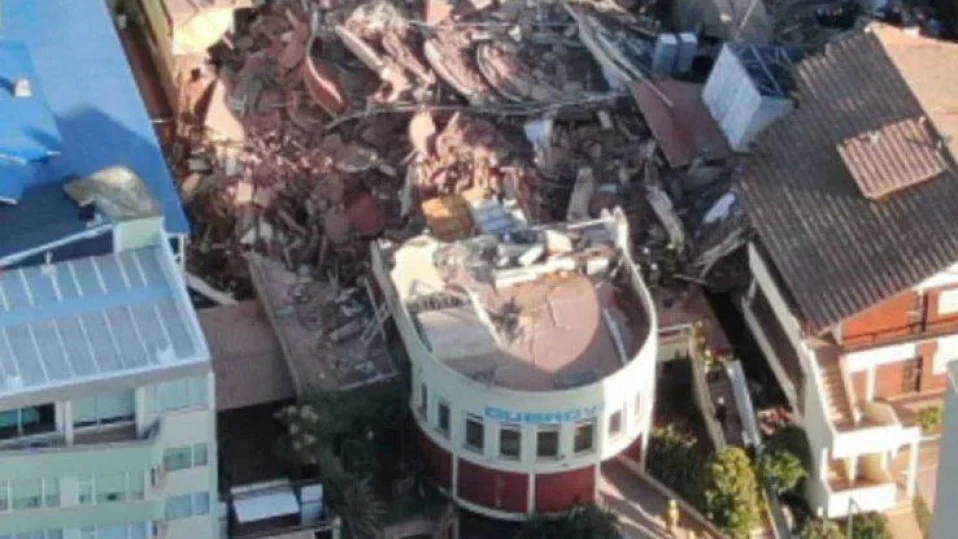 Хотел се срути в Аржентина, има загинали