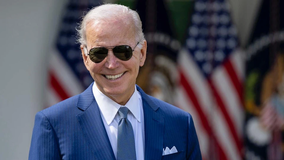 Какво може да направи "куцото пате" Байдън през последните си дни в Белия дом?