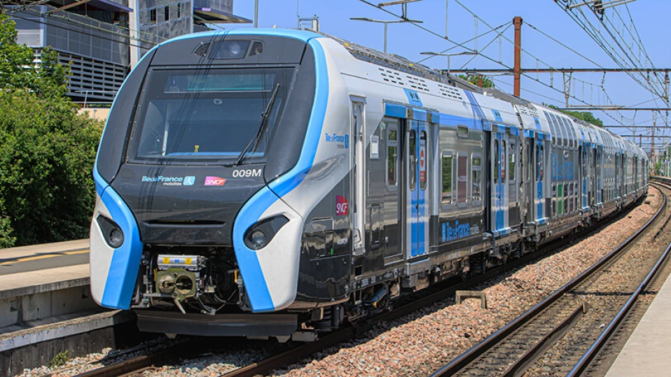 Четирима ранени при нападение с брадва във френски влак