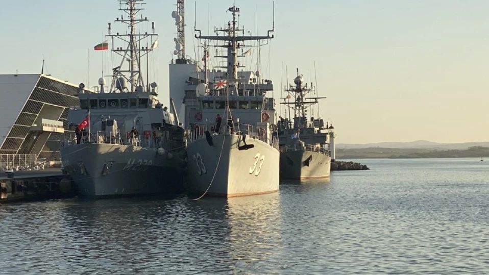България и Румъния провеждат противоминно учение в Черно море
