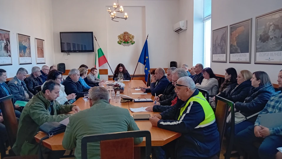 Пътна полиция иска бързо затваряне на рискови отсечки при виелици във Варненско