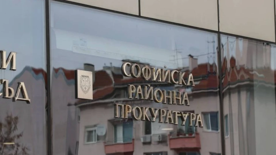 Ново зверство с макетен нож: 36-годишен мъж нанесе множество рани на съпругата си