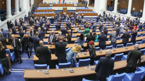 Правилата за избор на председател на НС противоречат на Конституцията