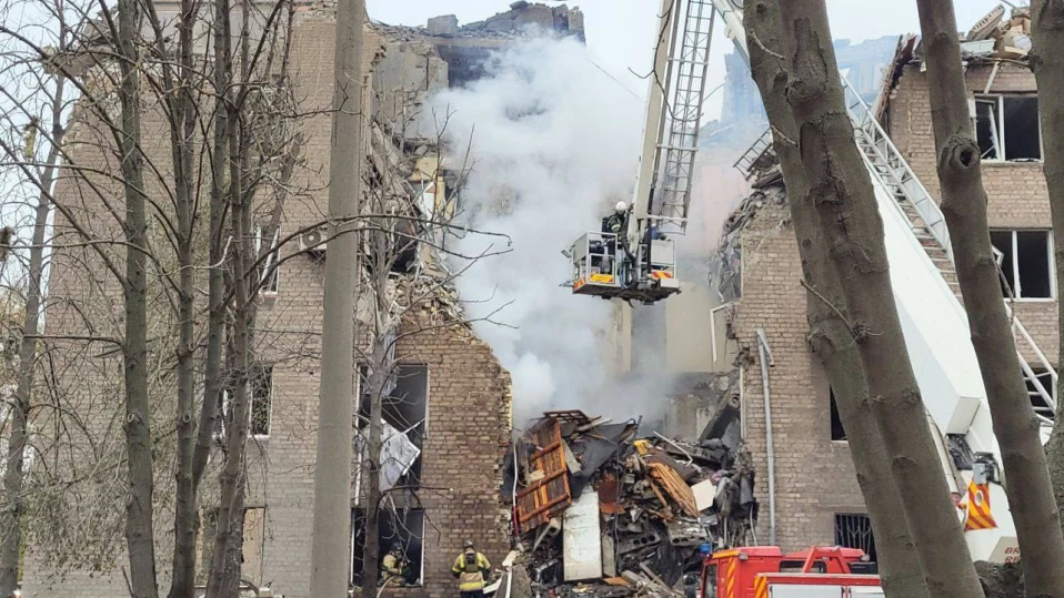 Майка и трите ѝ деца са убити при руски удар в Украйна