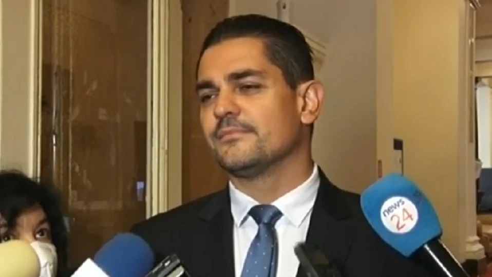 Радостин Василев: Няма да подкрепим нито един кандидат за председател на НС