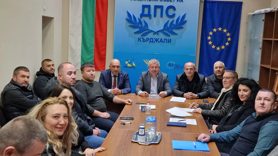 ДПС-Ново начало изключи Хасан Азис и още 11 от хората на Ахмед Доган