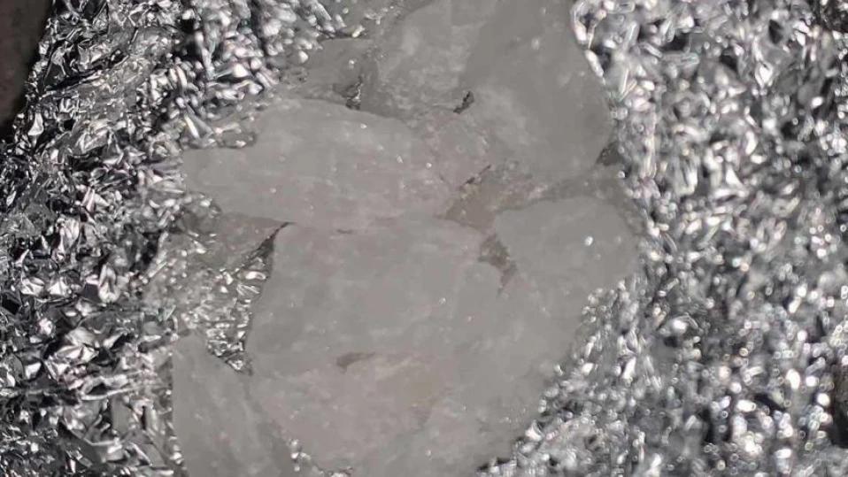 Арестуваха рецидивист с тайник за метамфетамин в тухлена стена (СНИМКИ)