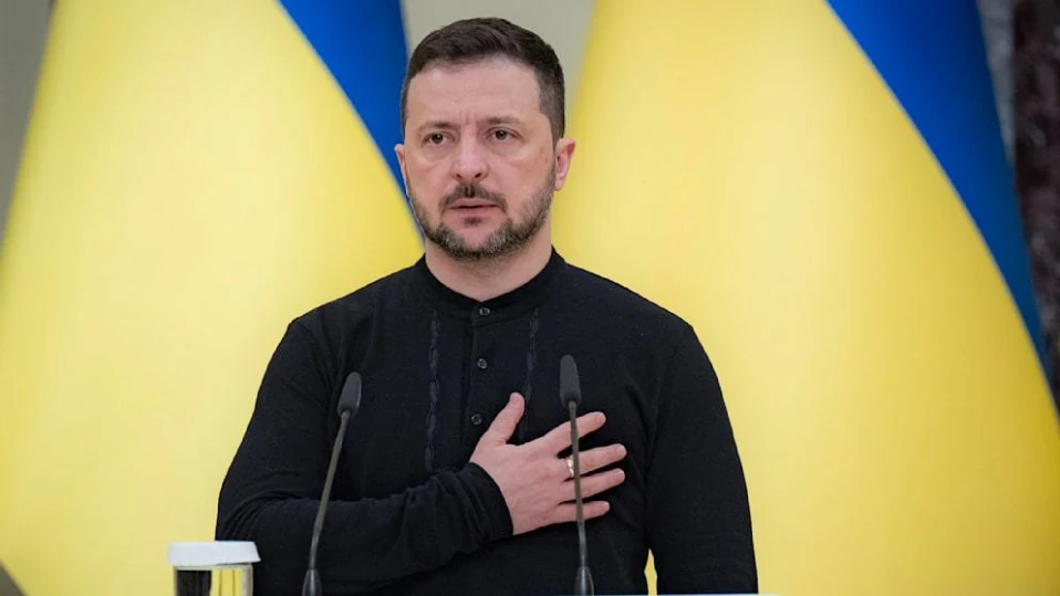 Зеленски: Русия напредва, войната трябва да приключи с преговори