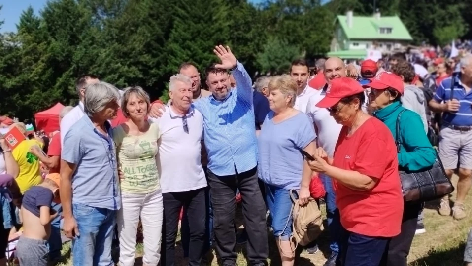 БСП отново поиска паметника на Бузлуджа