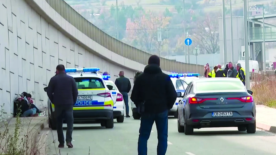 Простреляха румънец, возил нелегални мигранти (обзор)