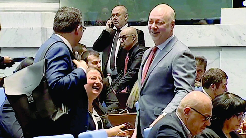 Нов формат излъчва друг за шеф на НС (Обзор)