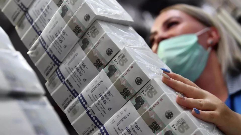 Рублата падна до най-ниското си ниво спрямо долара от 24 март 2022 г