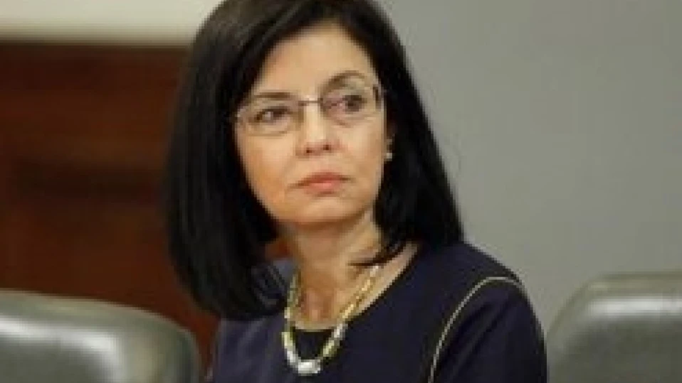 Демокрацията върви назад в европейските страни, каза Меглена Кунева