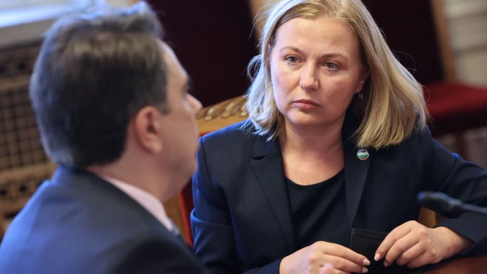 Надежда Йорданова: Не, коалицията ПП-ДБ не се разпада