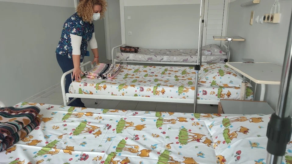 Дарители ремонтират Второ детско отделение в УМБАЛ Бургас