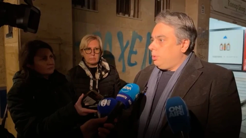 Асен Василев: Главчев да не чака избора на председател на НС, а да внесе бюджета