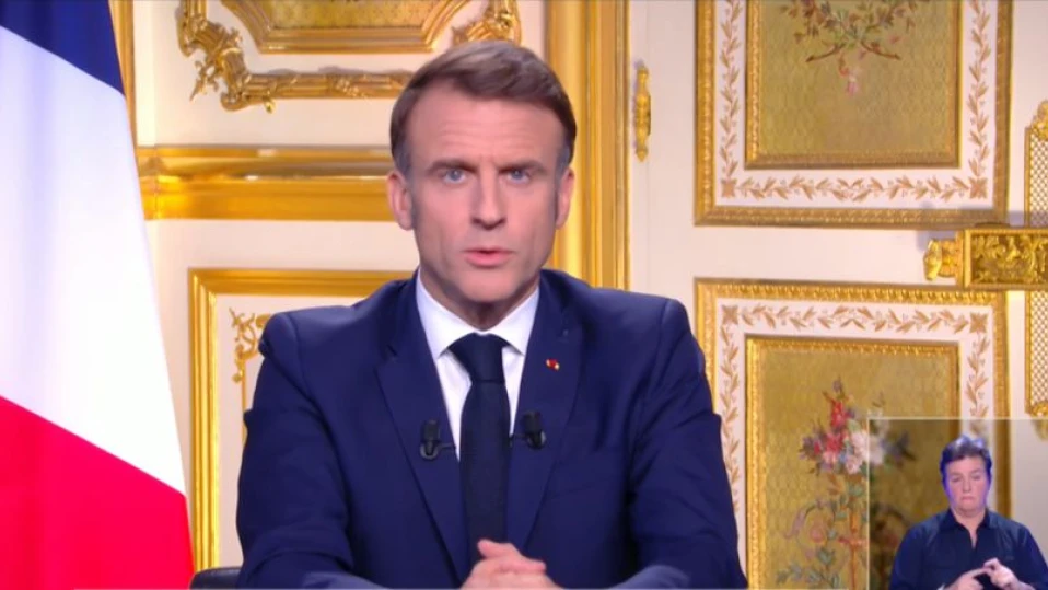 Макрон обвини опонентите си, че са избрали "хаоса" и не посочи следващия премиер на Франция (ВИДЕО)