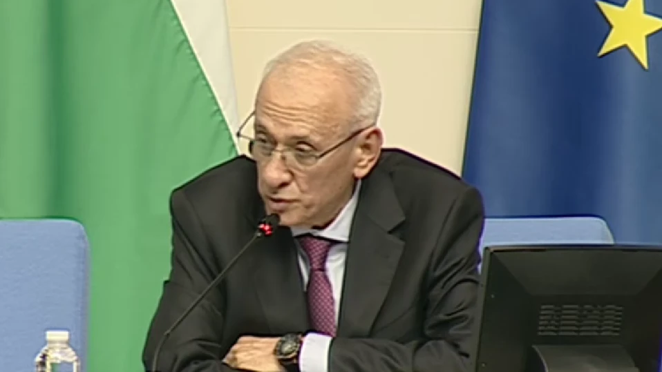 Втора почивка за депутатите, преди да гласуват за шеф на парламента