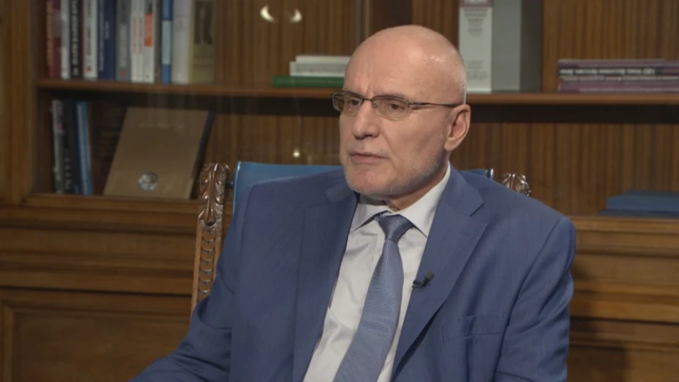 Димитър Радев: За еврозоната остава да покрием критерия за ценова стабилност