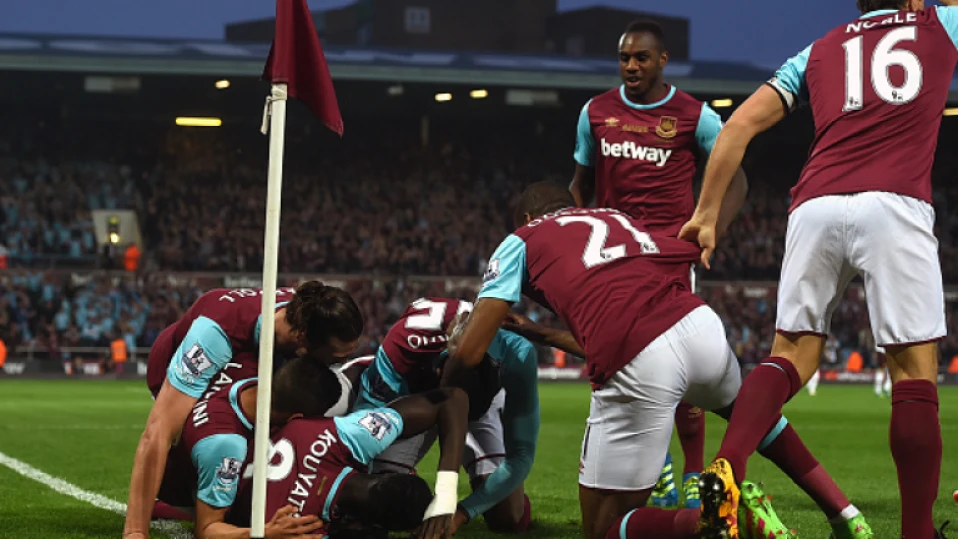 Уест Хем надигра Уулвс на фона на инцидента с Майкъл Антонио