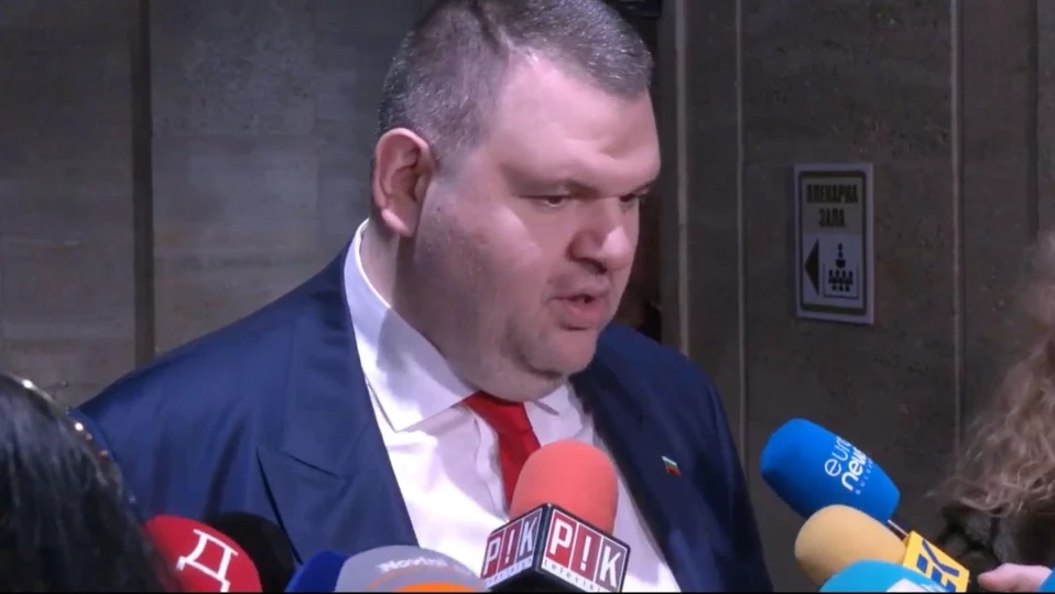Пеевски: Радев за пореден път нарушава конституцията, да подаде оставка и да има избори 2 в 1
