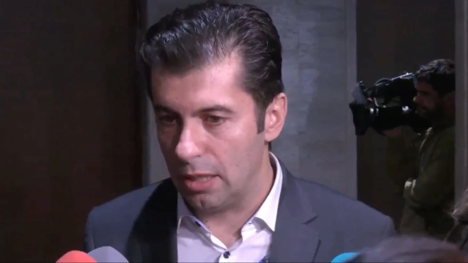 Кирил Петков завежда дело срещу Делян Пеевски и Делян Добрев заради думите им, че е наркоман