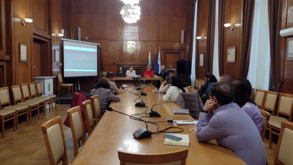 60 фирми искат да санират 30 блока в Бургас