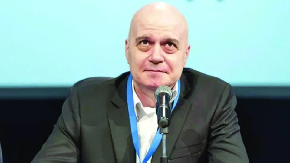 Слави Трифонов: Най-искрено, от цялото си сърце, ви пожелавам здраве, късмет, вътрешен мир, успех и спокойствие