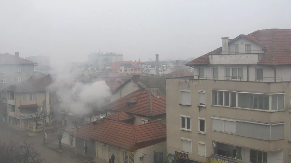 Мръсен въздух в София, Столична община съветва децата да не стоят навън