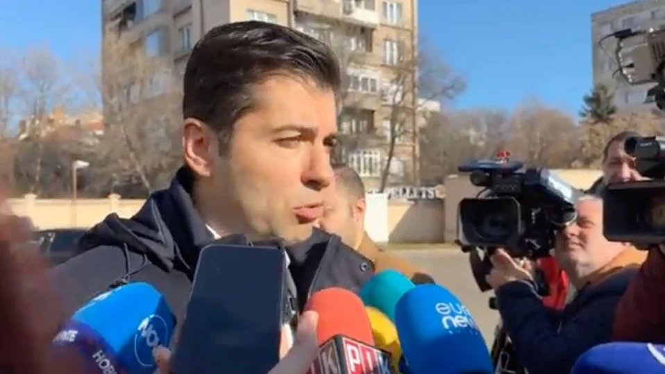 Кирил Петков на излизане от прокуратурата: Обвиняем съм вече по два члена