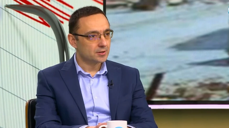 Главен комисар Александър Джартов: Към момента обстановката е нормална за сезона, няма сигнали за бедстващи хора и населени места без ток