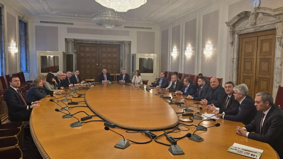 Демокрация, права и свободи на Ахмед Доган потвърди подкрепата си за правителството на Росен Желязков