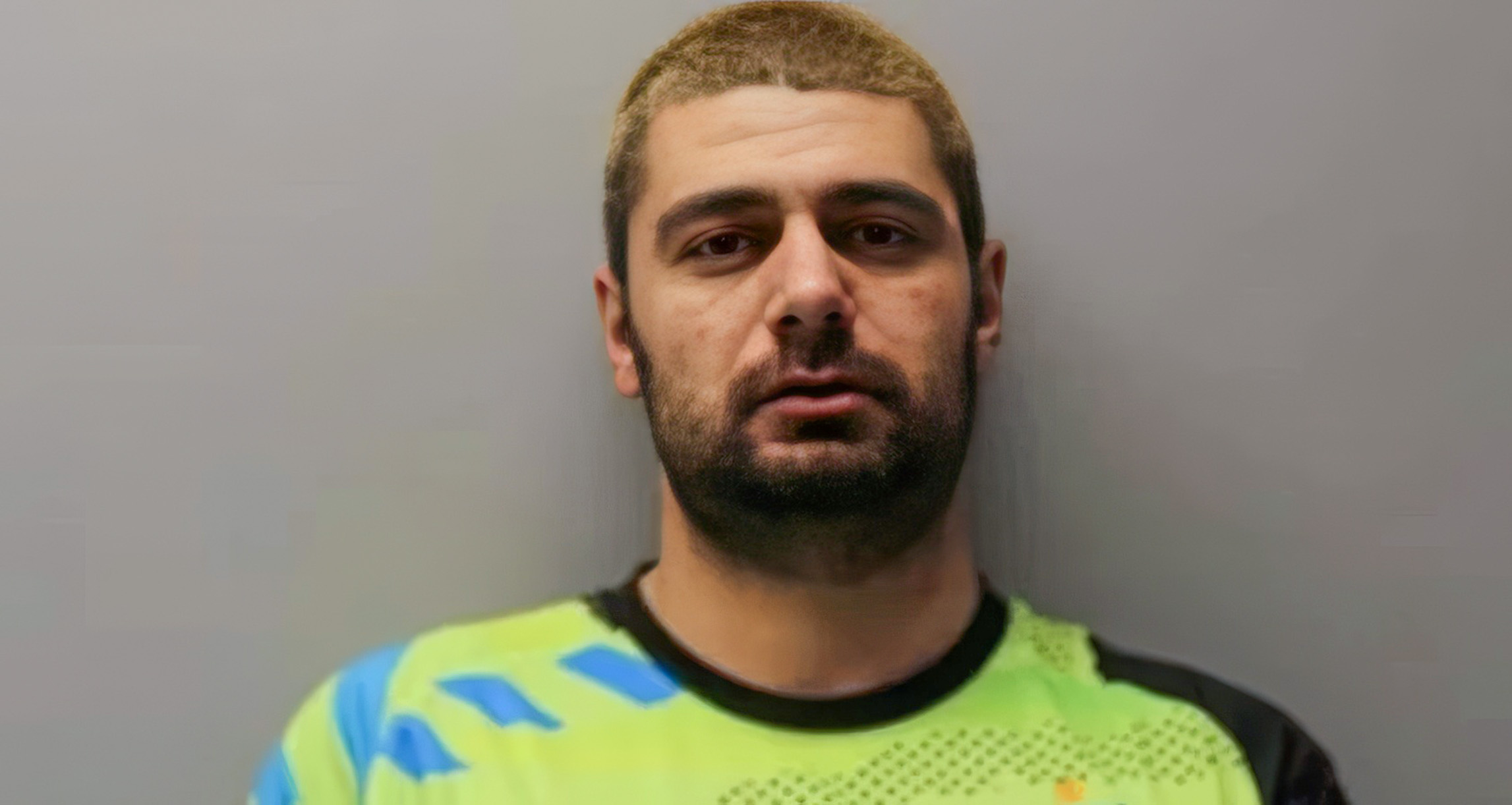 Заспал в джипа пред казиноЕксперт а не катаджия направил наркотестБългарски