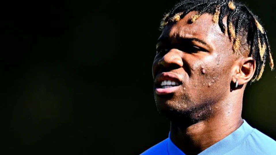 Манчестър Сити преследва 22 годишния ляв защитник на Тотнъм Дестини Удоджи