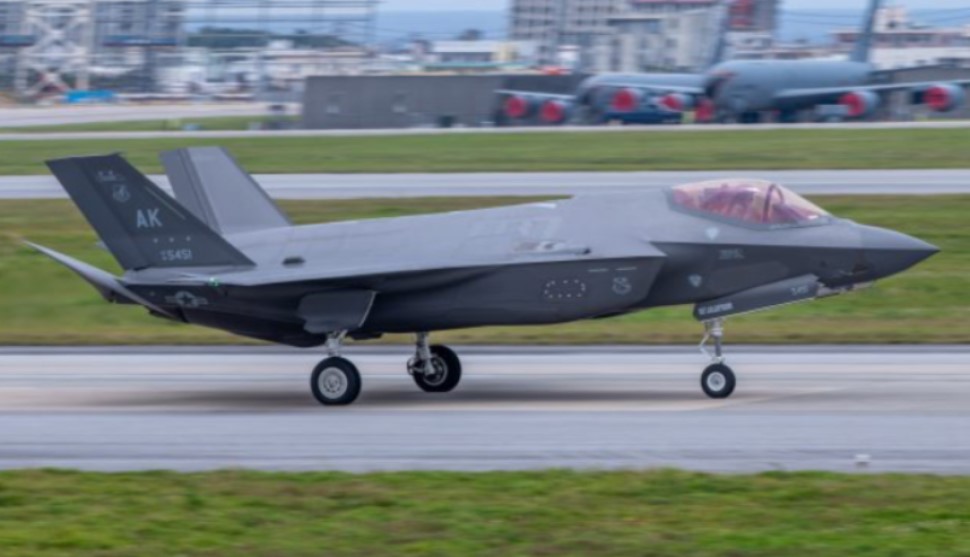 Заменят остарелите F 15CНа 8 април беше потвърдено че ВВС на